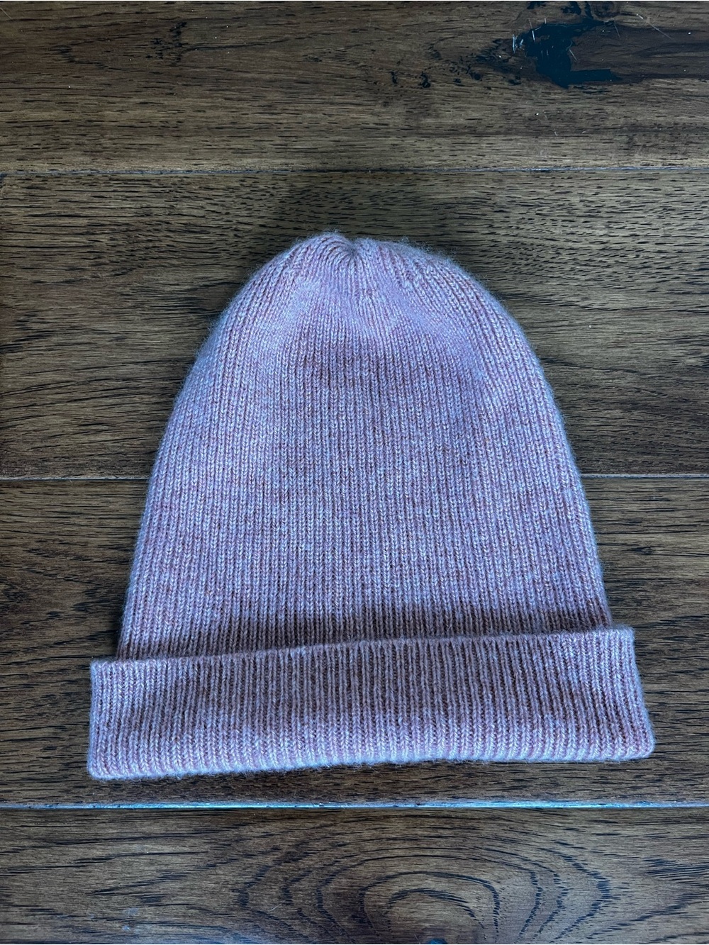 Cashmere beanie in mauve pink